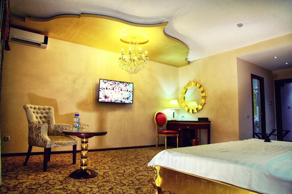 Emirhan Hotel Samarkand Room photo